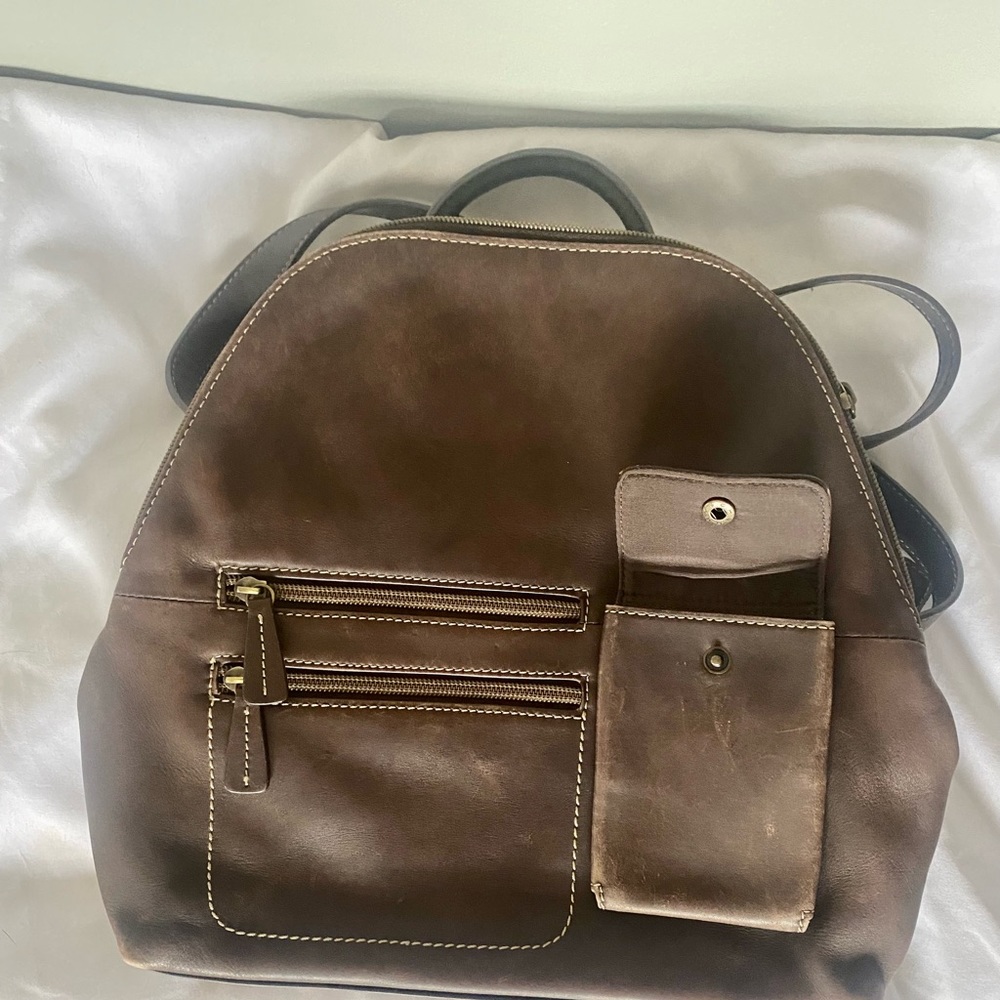 Giani Bernini backpack purse